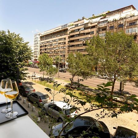 Downtown Oasis: Central Apartments With Cozy Charm Бухарест Экстерьер фото